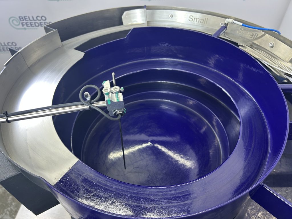 Vibratory bowl feeder birds eye view